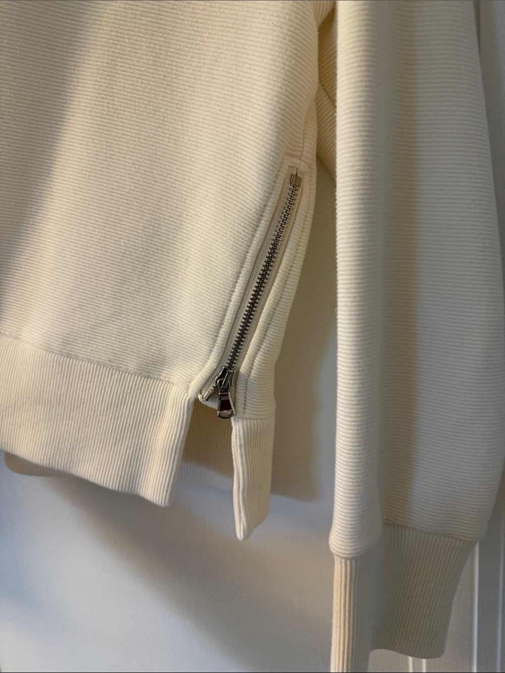 Varley Ribbed Sweatshirt - Picture 2 of 4